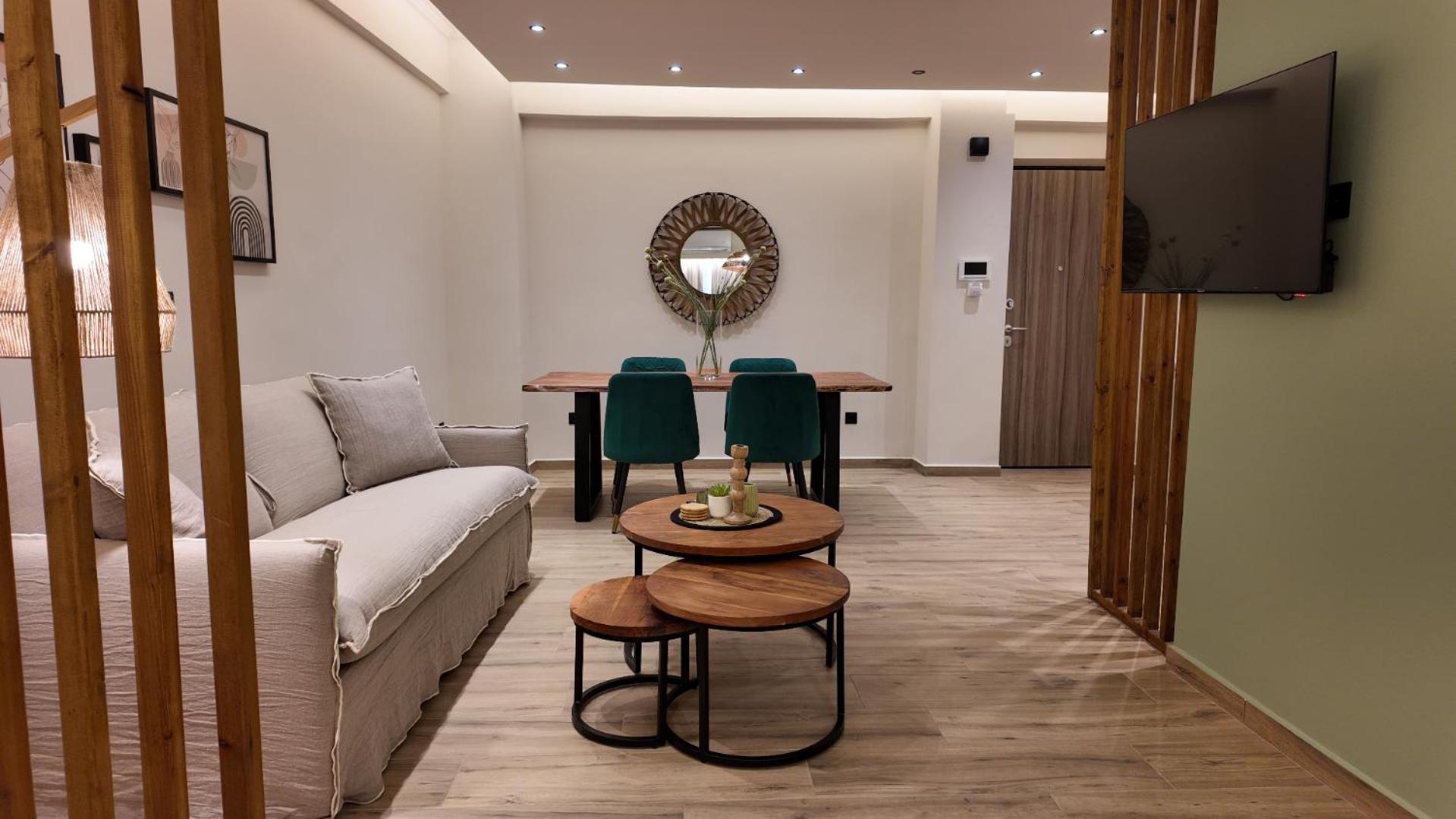 Apartment Euphoria *