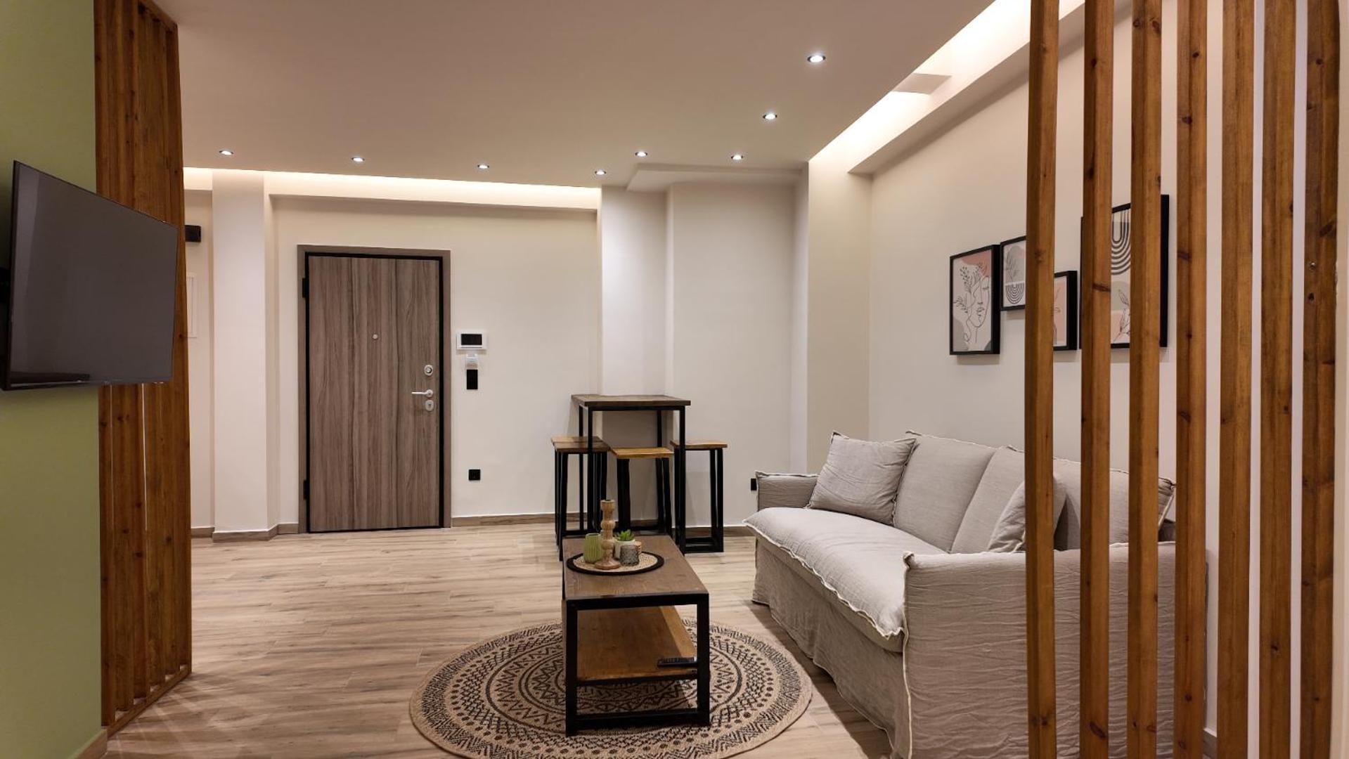 Apartment Euphoria *