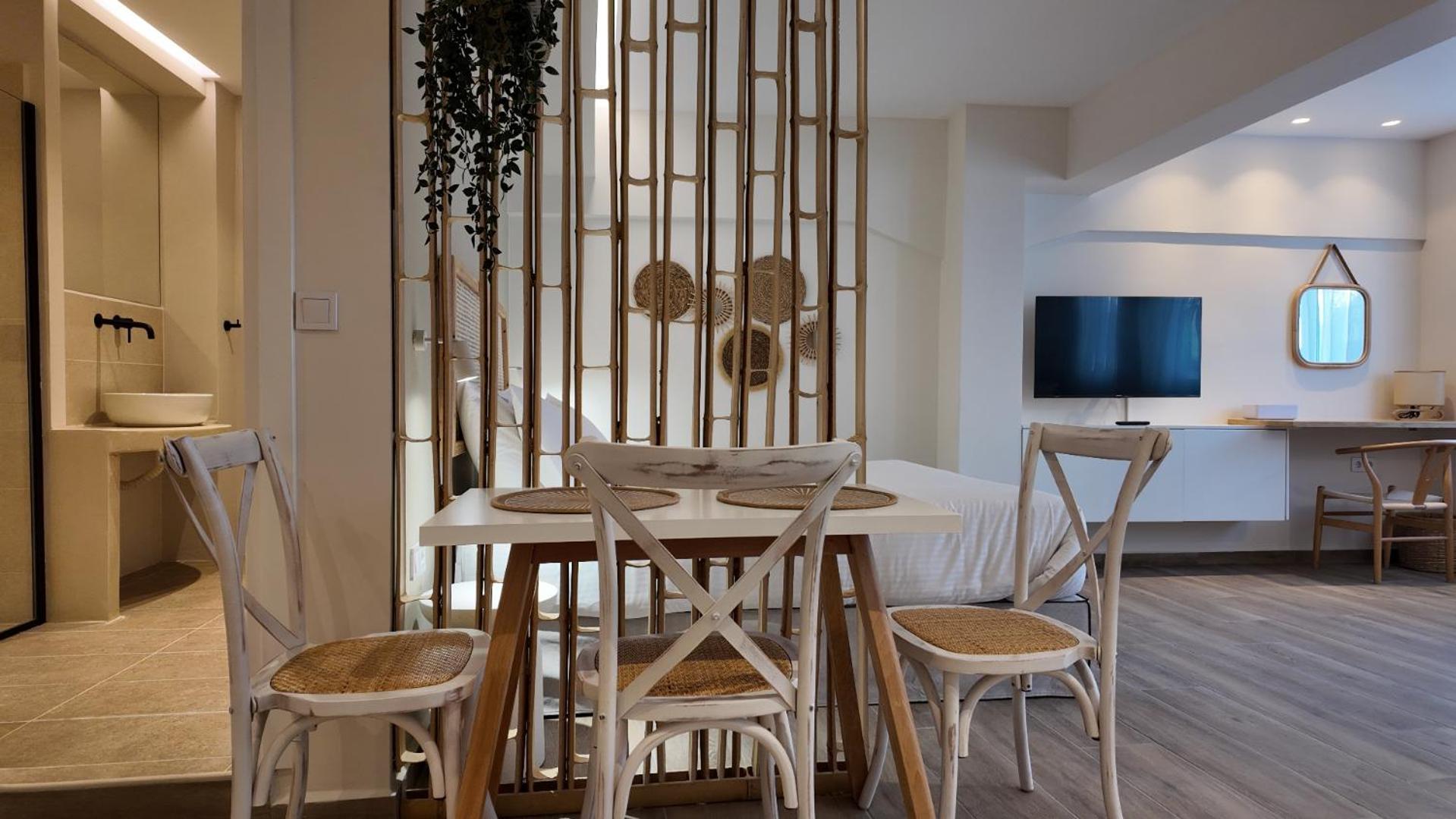 Euphoria Apartment *